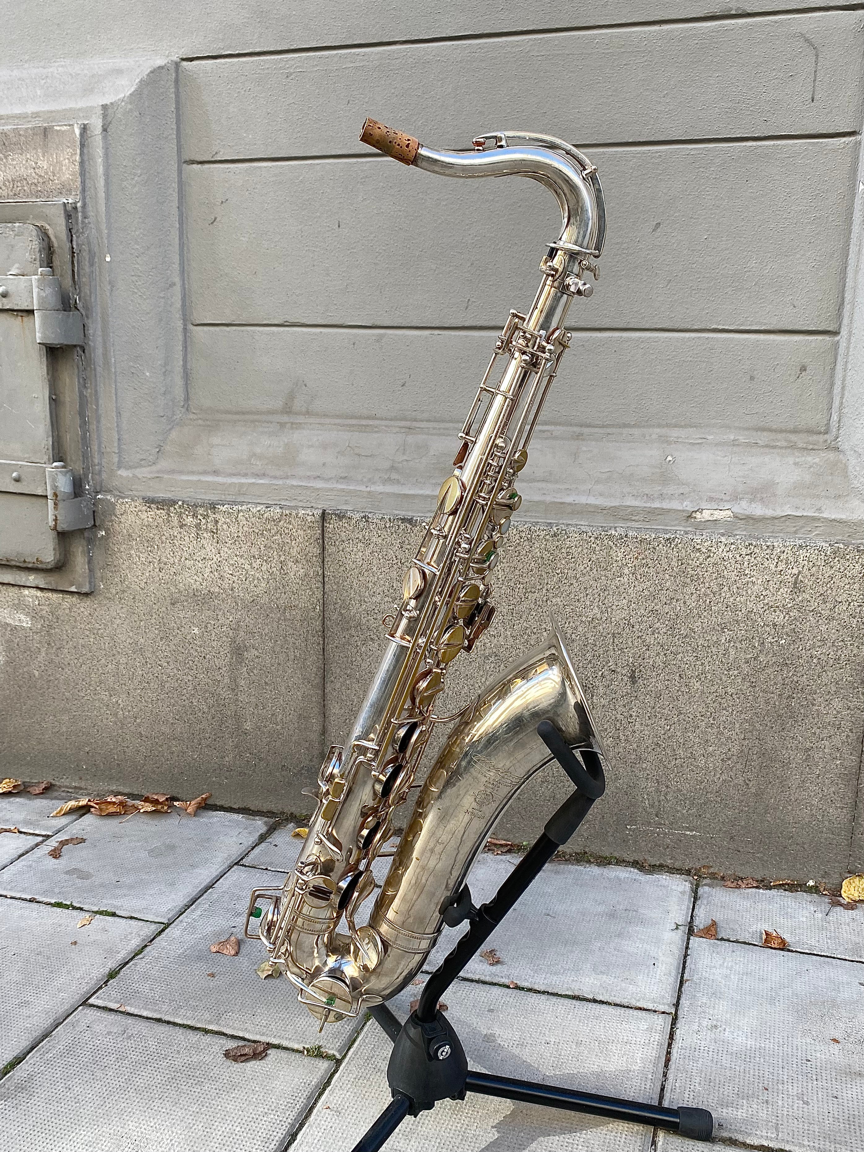 henri-selmer-paris-mod-le-26-tenor-saxophon-1928-n-8228 image 1