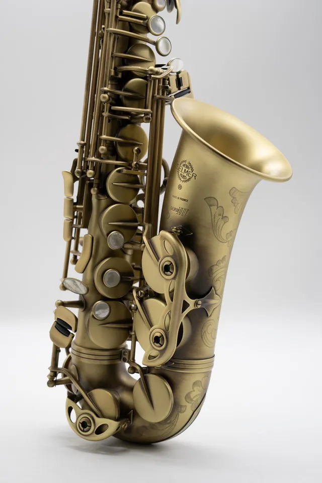 henri-selmer-paris-alt-saxophon-serie-iii-nr-608217-baujahr-2000-rewind-general- image 1